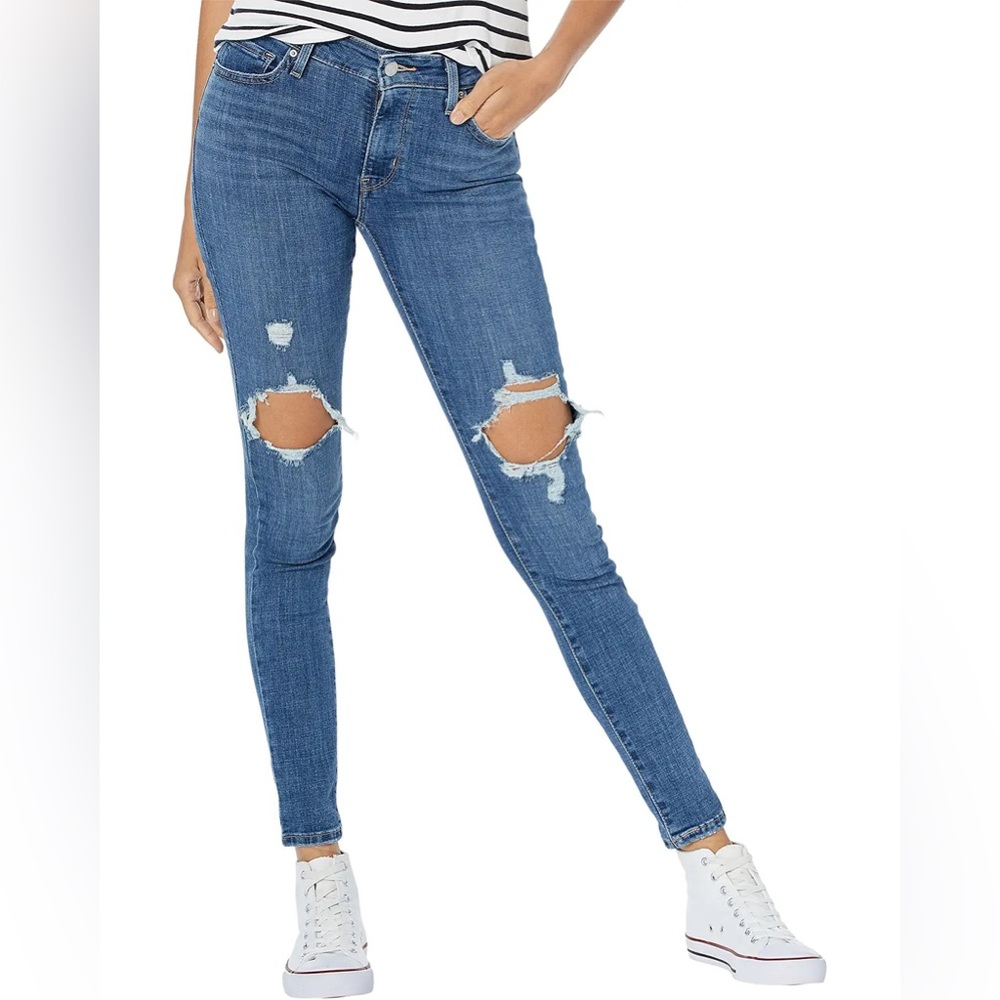 Levi’s 711 Skinny Jeans